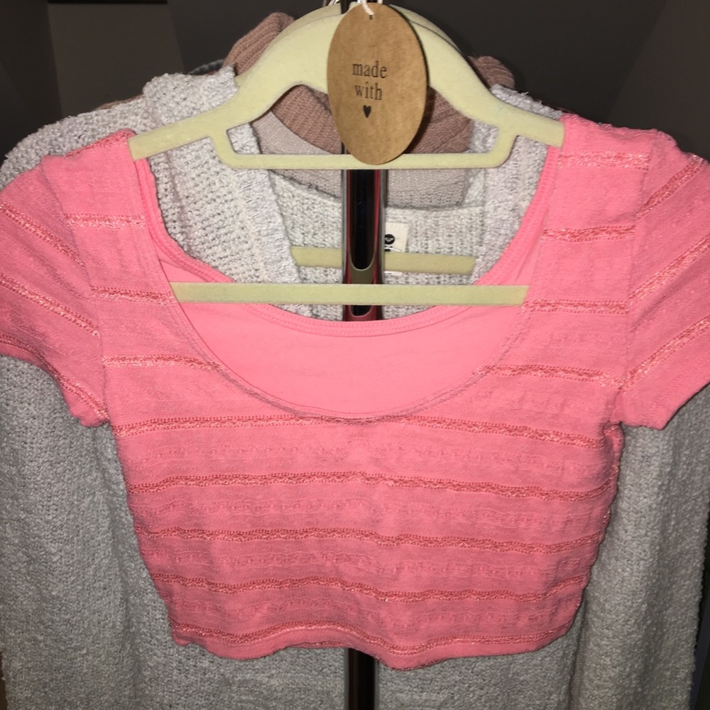 Pink Crop Top - Picture 2 of 3
